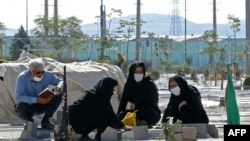 این بالاترین میزان مرگ در یک روز در ایران براساس آمار رسمی مقامات است. 