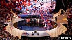 US Republican Presidential Nominee Donald Trump and his family are joined by Vice-Presidential Nominee Indiana Governor Mike Pence and his family on stage at the Republican National Convention in Cleveland, Ohio, U.S. July 21, 2016. 