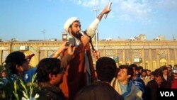 Höccətül-İslam Əbdüləziz Əzimi Qədim İranda Azərbaycan türklərinin hüquqlarının müdafiəçisidir