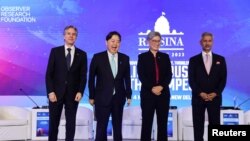 토니 블링컨(왼쪽부터) 미 국무장관, 하야시 요시마사 일본 외무상, 페니 웡 호주 외무장관, 수브라마냠 자이샨카르 인도 외무장관이 3일 뉴델리 쿼드(QUAD) 외교장관 회의 현장에서 환담하고 있다.