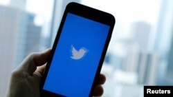 اپلیکیشن توییتر - آرشیو