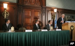 Announcing a new website of over 10,000 rare historic sound recordings now available digitally to the public are (from L to R) singer and actor Harry Connick, Jr., Richard Story, President, Commercial Music Group, Sony Music Entertainment, Gene DeAnna, he