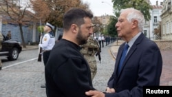 ვოლოდიმირ ზელენსკი და ჯოზეფ ბორელი. კიევი, უკრაინა. 2023 წლის 1 ოქტომბერი.