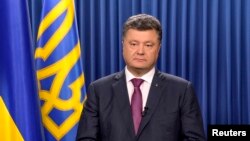 Ukrajinski predsednik Petro Porošenko rasputio parlament, 25. avgust 2014.