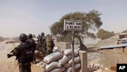 Vojska Kamerona na svom punktu 