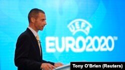 Le président de l'UEFA Aleksander Ceferin lors d'une conférence de presse à Londres, Angleterre, le 21 septembre 2016