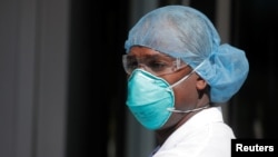 Medicinska sestra u Bronksu, 2. april 2020. (Foto: REUTERS/Brendan Mcdermid) 