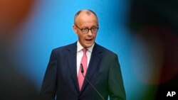 Almanya’da muhalefetteki Birlik Partileri CDU/CSU’nun başbakan adayı Friedrich Merz.