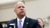Menteri Keamanan Dalam Negeri AS, Jeh Johnson menyerukan kewaspadaan masyarakat (foto: dok).