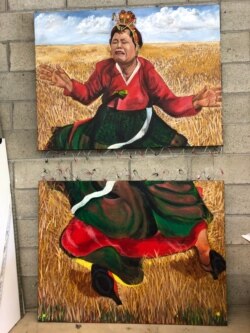 한국전쟁 70주년 기념전 '전쟁의 기억, 평화를 위한 기도'에 전시된 제인 초리 작가의 '통곡의 들판'.