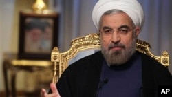 Presiden Iran Hassan Rouhani dalam wawancara dengan televisi pemerintah di Teheran, Iran, 10 September 2013. (Foto: AP/Kantor Presiden Iran, Rouzbeh Jadidoleslam) 