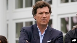 ტელეკომპანია „ფოქს ნიუსის“ ყოფილი წამყვანი ტაკერ კარსლონი 