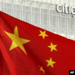 Ko'plab kompaniyalar Xitoy va boshqa, ishchi kuchi arzon, davlatlarga ketib qolgan edi