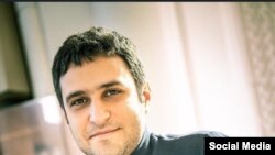 الشن مرادی، دومین استاد بزرگ شطرنج ایران که در آمریکا سکونت دارد،از سال ۲۰۱۷ با پرچم ایالات متحده آمریکا در مسابقات بین‌المللی حاضر می شود. 