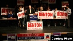 میشل اوباما در مراسم نوروزی کاخ&zwnj;سفید از حافظ شعری خواند و برای مهمانان از سمبل های هفت&zwnj;سین گفت.