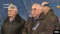 İsa Qəmbər Ukraynada