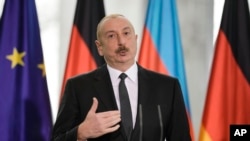 الهام علی‌اف - آرشیو