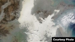 中国雾霾长城，太空也可看见(NASA)