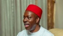 Charles Chukwuma Soludo, le nouveau gouverneur de l'Etat d'Anambra, au Nigeria, le 7 novembre 2021. (VOA/Gilbert Tamba)