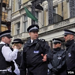 Pasukan kemanan Inggris terlatih dengan baik dalam mengamankan acara-acara besar.