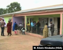 People visiting Emmanuel Ngafeson Bantar's residence in Bamenda, March 31, 2019.