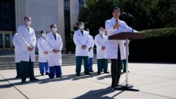 លោក​វេជ្ជបណ្ឌិត Sean Conley ដែល​ជា​វេជ្ជបណ្ឌិត​ព្យាបាល​ជំងឺ​លោក Donald Trump ធ្វើ​សន្និសីទ​សារព័ត៌មាន​អំពី​ស្ថានភាព​ជំងឺ​របស់​លោក Trump៕