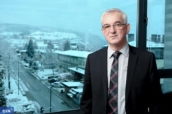 Načelnik Ilijaša Akif Fazlić mogao je ilegalnu gradnju pratiti s prozora svog ureda (Foto: CIN)