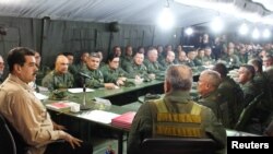 ვენესუელის პრეზიდენტი ნიკოლას მადურო სამხედრო ლიდერებთან შეხვედრაზე. 3 ივნისი, 2019 წ.