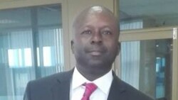 Eddy Isango a joint Achile Kadima