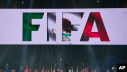 LA FIFA