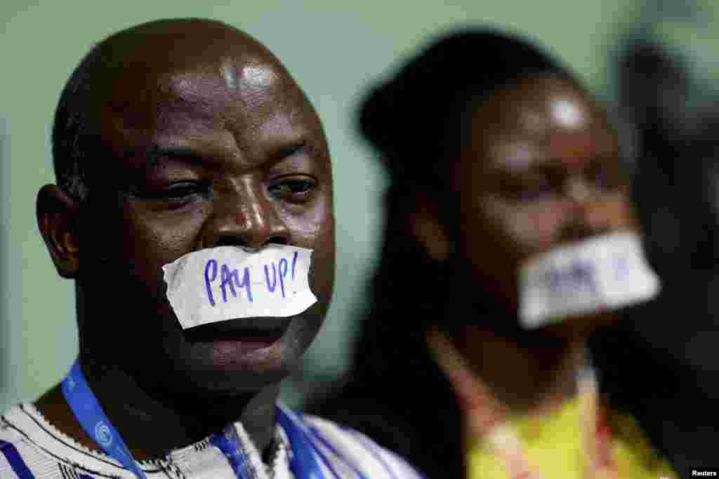 Activists take part in a protest calling on developed nations to provide financing to fight climate change, during the COP29 United Nations Climate Change Conference, in Baku, Azerbaijan.&nbsp;REUTERS/Murad Sezer