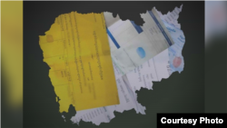 រូបភាពដកស្រង់ពីរបាយការណ៍ឆ្នាំ២០១៩​ ស្ដីពីវិស័យមីក្រូហិរញ្ញវត្ថុនៅកម្ពុជា​បង្ហាញពី​រឿងរ៉ាវ​កេងចំណេញ​ផ្ដល់ប្រាក់កម្ចី​ ការបាត់បង់​ដីធ្លី ​និងការរំលោភ​សិទ្ធិមនុស្សផ្សេងទៀត ដែលត្រូវបានរៀបរៀងដោយអង្គការលីកាដូ។ (រូបថតដោយអង្គការលីកាដូ)