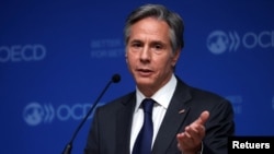 美国国务卿布林肯在巴黎举行的经和组织部长级会议上讲话（2021年10月6日）