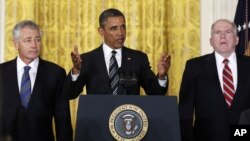 Presiden AS Barack Obama hari Senin (7/1) mencalonkan mantan senator Chuck Hagel (kiri) dan John Brennan, masing-masing untuk jabatan Menhan AS dan Direktur CIA.