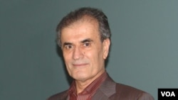 Najmiddin Karim, Gubernur provinsi Kirkuk di Irak. 