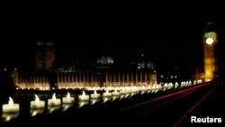 Mishumaa iliyowashwa kuomboleza mauaji katika daraja la Westminster, London
