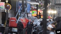 2025年1月1日，一辆皮卡冲入新奥尔良波旁街的人群。