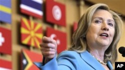 Secretary of State Hillary Rodham Clinton gives a speech on food security and nutrition at the UN Food and Agriculture Organization in Rome, May 6, 2011.