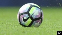 Ballon représentant des guerriers tombent au Libéria dans un match crucial de la Coupe d'Afrique des Nations.