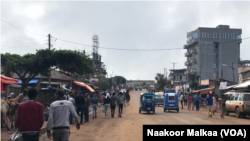 Horro Guduruu Wallaggaa, Aanaa Amuruu Keessatti Namoonni Hidhaman Yeroo Dheeraaf Seeratti Akka Hin Dhihaatiin Komatu, Maatii Isaanii Keessaa  