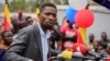 L'opposant Bobi Wine blessé par un tir de la police ougandaise