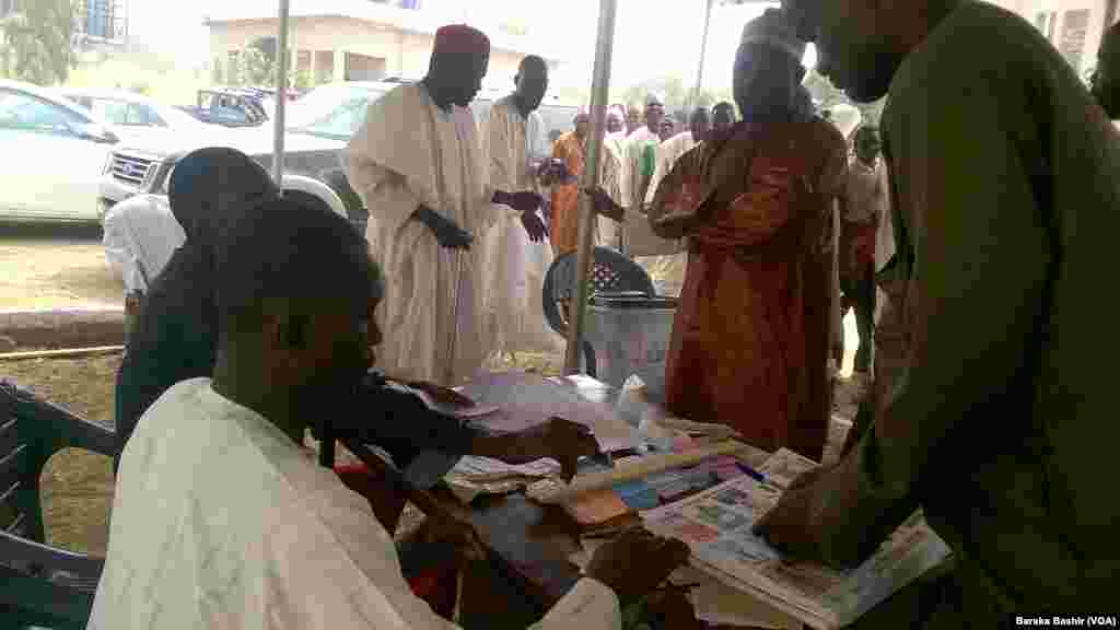 Yadda &#39;Yan Nijer Mazuna Jahar Kano Najeriya Suka Gudanar Da Zaben Shugaban Kasar Nijer A Jahar Kano