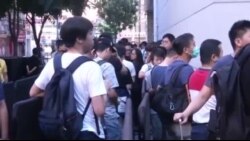 苹果新手机正式发售 “果粉”热情似不及往年