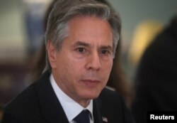 آنتونی بلینکن،‌ وزیر امور خارجه آمریکا، در دیدار با فعالان ایرانی (۲۲ مهر ۱۴۰۱)