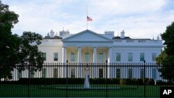 Pismo sa otrovom presretnuto je prije nego što je stiglo do Bijele kuće. (FOTO: AP)