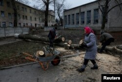 Daily life during shelling, Bakhmut
