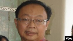 Djoko Susilo, Dubes RI untuk Swiss, dalam kunjungannya ke Solo Jumat (3/6).