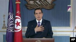 Le président tunisien Zine El Abidine Ben Ali lors de son discours du 13 janvier 2011.