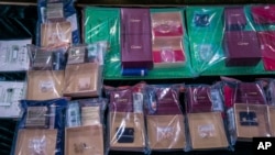 Wasu haramtattun kudade a Hong Kong