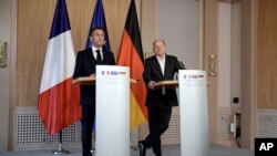 کنفرانس مطبوعاتی امانوئل مکرون و اولاف شولتز